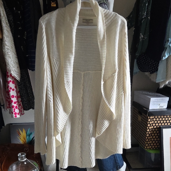 Guess Cream Rib Knit Open-Front Cardigan w Waterfall Cocoon Hem - Picture 3 of 7